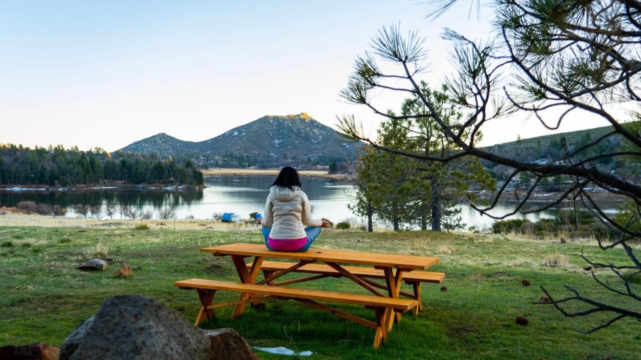 Quiet Mind Mountain Lodge, Retreat & Spa Julian Buitenkant foto